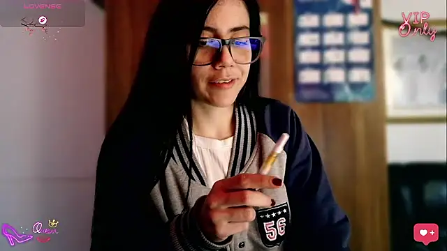 LauGrayJ online show from 9, 1, 2026