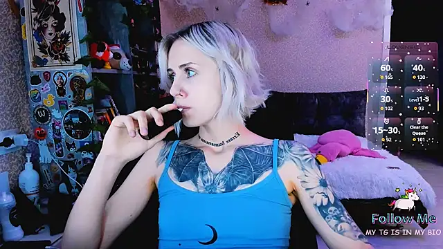 NaniMoore online show from 28, 11, 2025