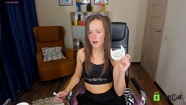 Snapshot of FrancescaCollins chatting on 9, 12, 2024 FrancescaCollins online show from 9, 12, 2024