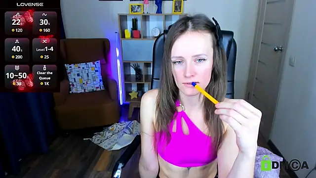 Snapshot of FrancescaCollins chatting on 18, 2, 2025 FrancescaCollins online show from 18, 2, 2025