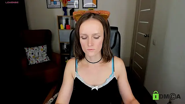 Snapshot of FrancescaCollins chatting on 3, 10, 2025 FrancescaCollins online show from 3, 10, 2025