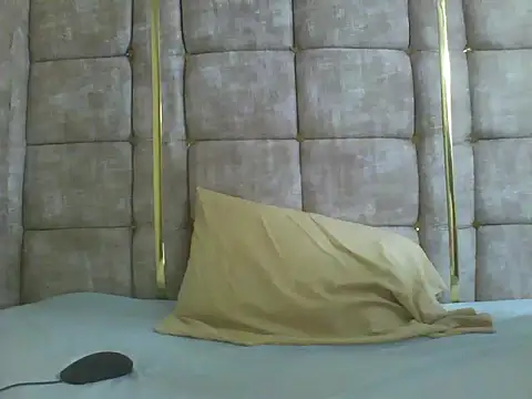 Snapshot of Sweet-beanca chatting on 2, 11, 2025 Sweet-beanca online show from 2, 11, 2025