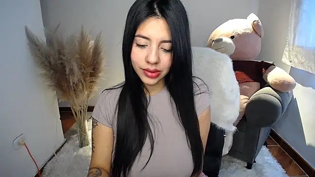 Alin Aly online show from 1, 12, 2025