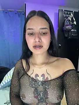 Snapshot of _vaness chatting on 10, 10, 2025 vaness online show from 10, 10, 2025