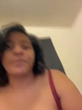 prettlovely14 online show from 20, 12, 2025