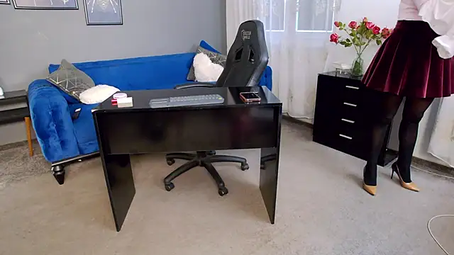 AnneHove online show from 17, 11, 2025