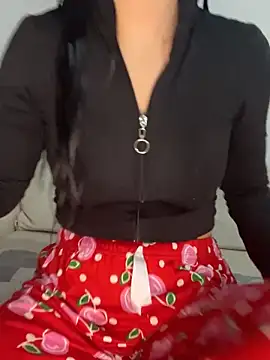 Snapshot of gizemseks chatting on 26, 11, 2025 gizemseks online show from 26, 11, 2025