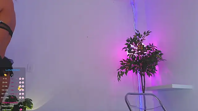 Snapshot of catalina__lovers chatting on 19, 11, 2025 catalina lovers online show from 19, 11, 2025