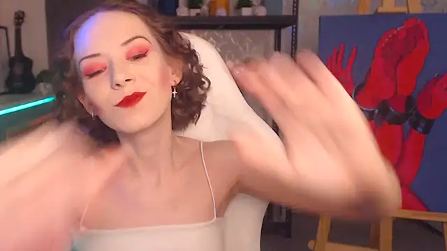 FascinatingEyess online show from 8, 11, 2025