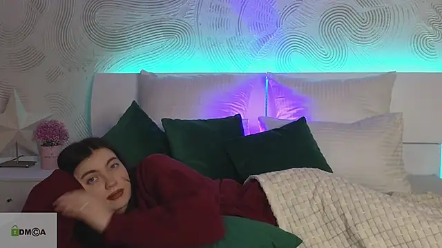 katty  cat online show from 23, 1, 2025