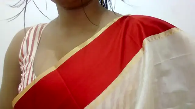 Snapshot of Queenhimanshi chatting on 29, 11, 2025 Queenhimanshi online show from 29, 11, 2025