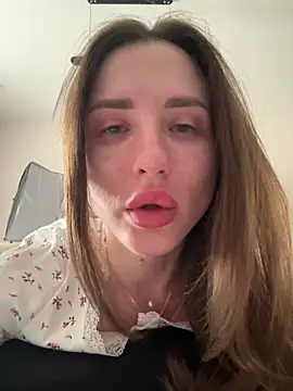 Jullia Carter online show from 3, 4, 2026