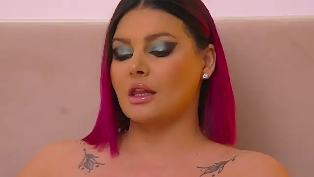 Snapshot of RissaRheys chatting on 2, 2, 2025 RissaRheys online show from 2, 2, 2025