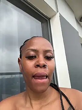 Snapshot of Rose_berry chatting on 4, 10, 2025 Rose berry online show from 4, 10, 2025