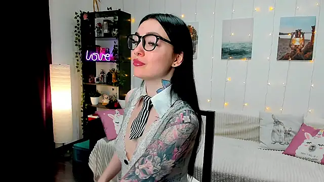 Magic Allie online show from 19, 2, 2025