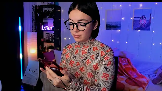 Magic Allie online show from 15, 12, 2025