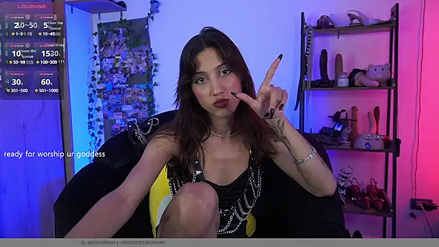 MissKorah online show from 2, 12, 2025