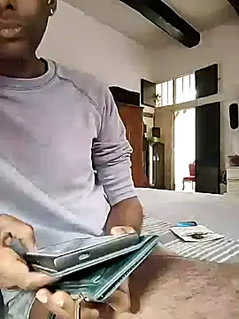 Snapshot of KeptupInosine chatting on 19, 11, 2025 KeptupInosine online show from 19, 11, 2025