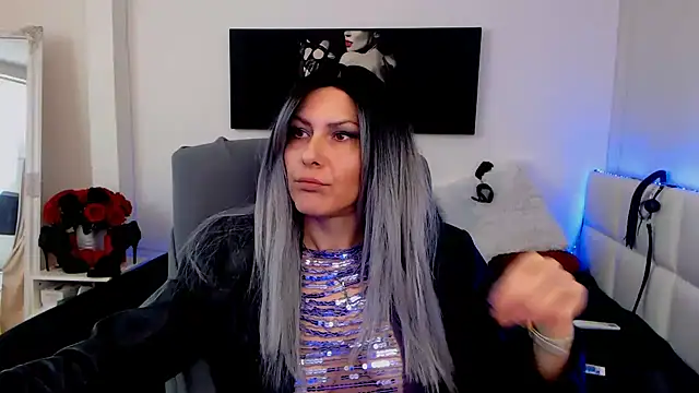 EvelynQueenn online show from 12, 2, 2025