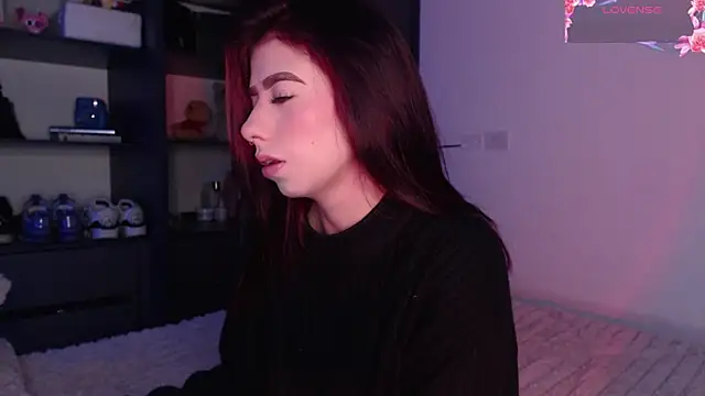 Snapshot of Your_rosalie chatting on 31, 10, 2025 Your rosalie online show from 31, 10, 2025