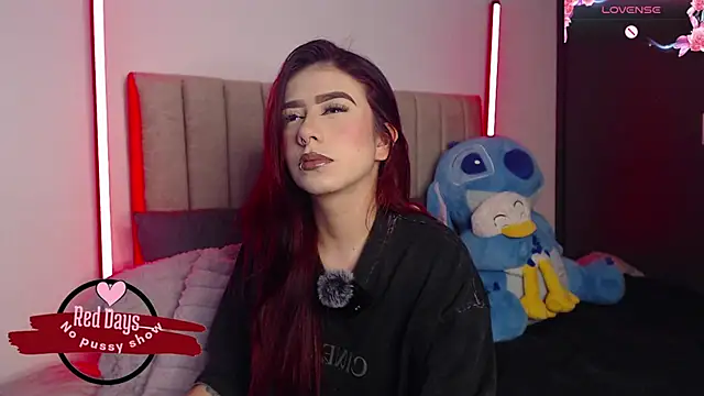 Snapshot of Your_rosalie chatting on 21, 11, 2025 Your rosalie online show from 21, 11, 2025