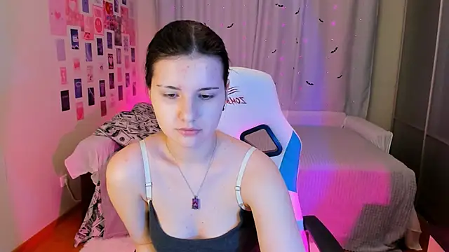 Vanessa Verona online show from 9, 1, 2025