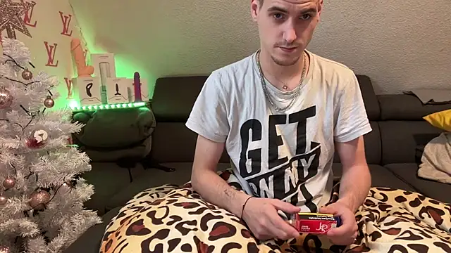 Cookieboy88 online show from 15, 11, 2025