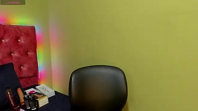 blue violette  online show from 18, 10, 2025