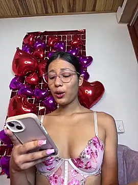 Valentinabaker online show from 17, 2, 2025