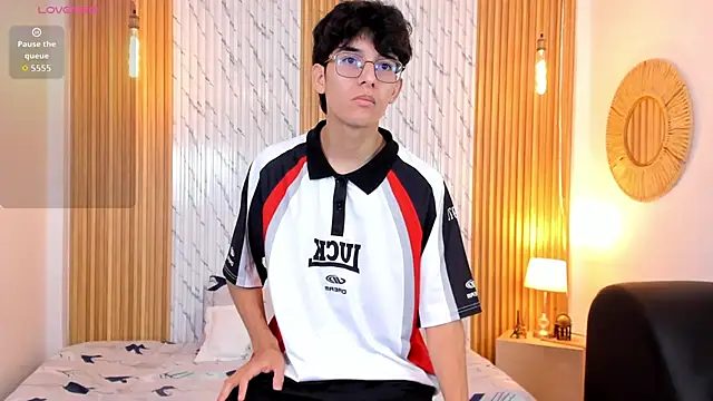 Snapshot of billie_jr chatting on 9, 10, 2025 billie jr online show from 9, 10, 2025