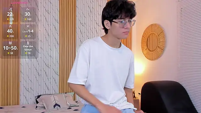 Snapshot of billie_jr chatting on 24, 10, 2025 billie jr online show from 24, 10, 2025