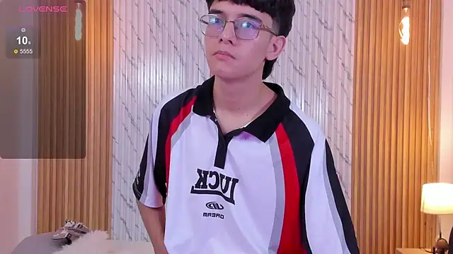 Snapshot of billie_jr chatting on 2, 11, 2025 billie jr online show from 2, 11, 2025