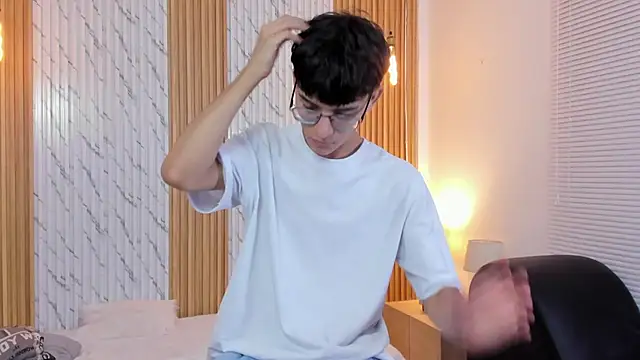 Snapshot of billie_jr chatting on 7, 11, 2025 billie jr online show from 7, 11, 2025