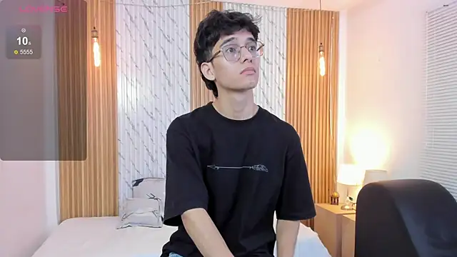 Snapshot of billie_jr chatting on 12, 11, 2025 billie jr online show from 12, 11, 2025