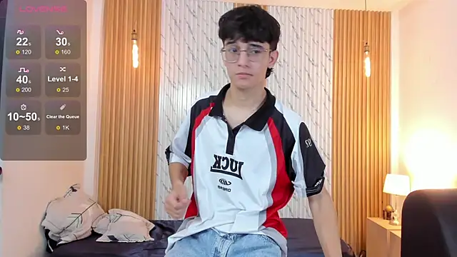 Snapshot of billie_jr chatting on 19, 11, 2025 billie jr online show from 19, 11, 2025