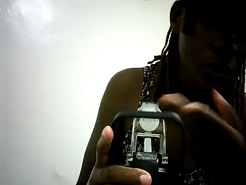 Snapshot of Pierra77 chatting on 29, 10, 2025 Pierra77 online show from 29, 10, 2025