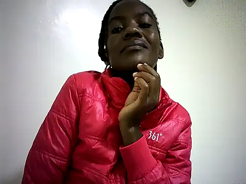 Snapshot of Pierra77 chatting on 30, 10, 2025 Pierra77 online show from 30, 10, 2025