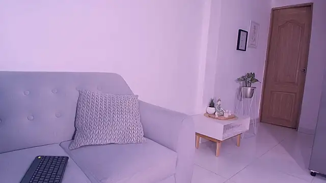 DannaHyde online show from 19, 3, 2026