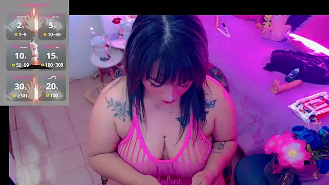 Snapshot of martina_bk chatting on 8, 1, 2025 martina bk online show from 8, 1, 2025