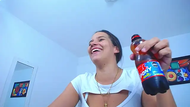 Chiqui milk  online show from 9, 1, 2025