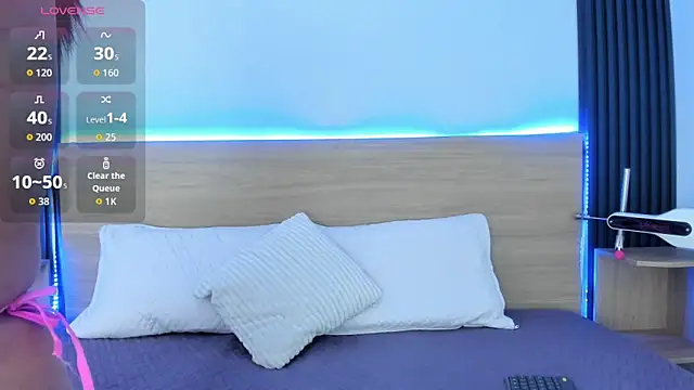 Chiqui milk  online show from 13, 11, 2025