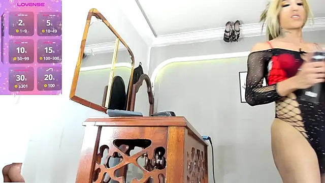 Jimena Grey online show from 3, 12, 2025