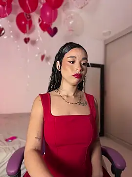 Snapshot of Hips_hannah chatting on 15, 2, 2026 Hips hannah online show from 15, 2, 2026