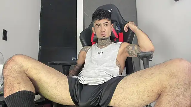 Snapshot of sergiio_mesa27 chatting on 7, 11, 2025 sergiio mesa27 online show from 7, 11, 2025