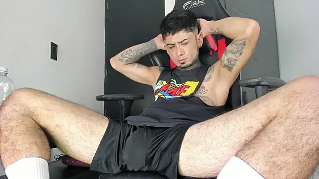 Snapshot of sergiio_mesa27 chatting on 11, 11, 2025 sergiio mesa27 online show from 11, 11, 2025