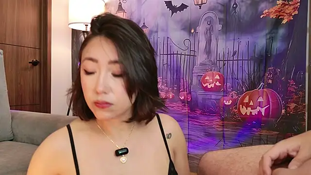 Hot Couple666 online show from 28, 10, 2025