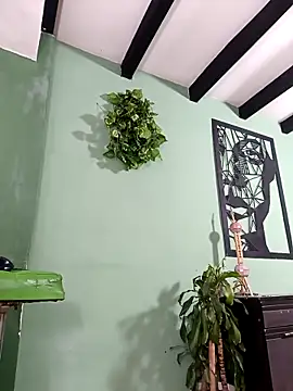 Snapshot of thirstymoonxx chatting on 6, 2, 2026 thirstymoonxx online show from 6, 2, 2026