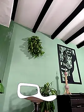 Snapshot of thirstymoonxx chatting on 20, 3, 2026 thirstymoonxx online show from 20, 3, 2026