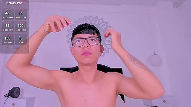 CodyTwink online show from 16, 11, 2025