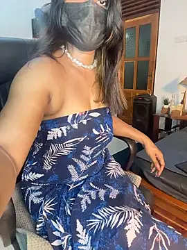 Snapshot of Cinderella-98 chatting on 17, 3, 2026 Cinderella-98 online show from 17, 3, 2026